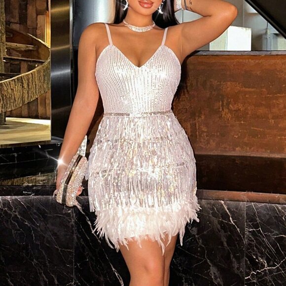 White Elaborate Women's Sequin Backless Halter Party Dress - Picture 5 of 6